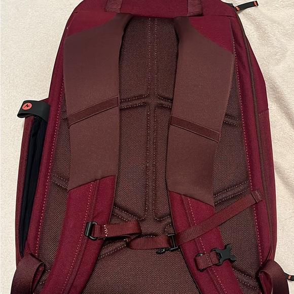 Marmot Backpack - Picture 3 of 6